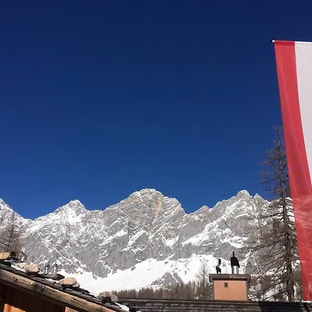 Family - Dachstein View רמסאו אם דכשטיין