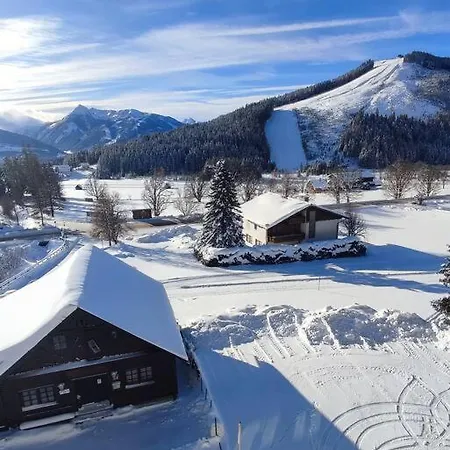 Family - Dachstein View Апартаменты *