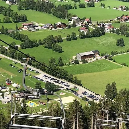 Family - Dachstein View דירה