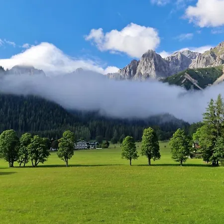 Family - Dachstein View Рамзау