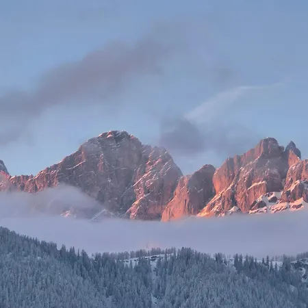 Family - Dachstein View Apartman *