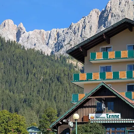 Family - Dachstein View